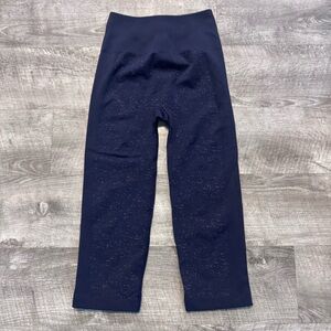 Lululemon Free to Flow Heathered Navy Cropped Legging Womens Sz. 4